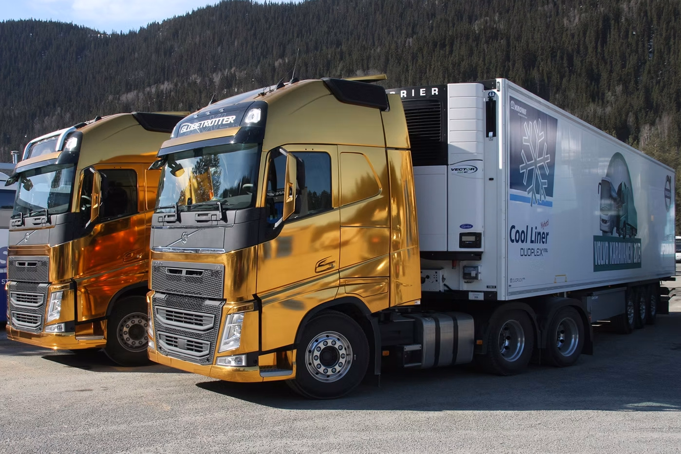Gullfoliert Volvo FH